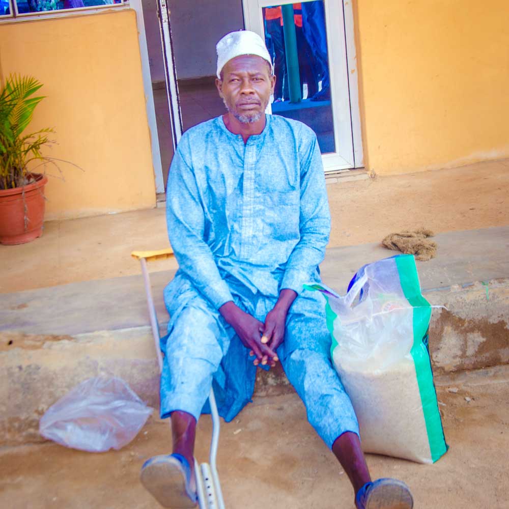 ナイジェリアのファキール・ミスキンのためのサダカ・ライス