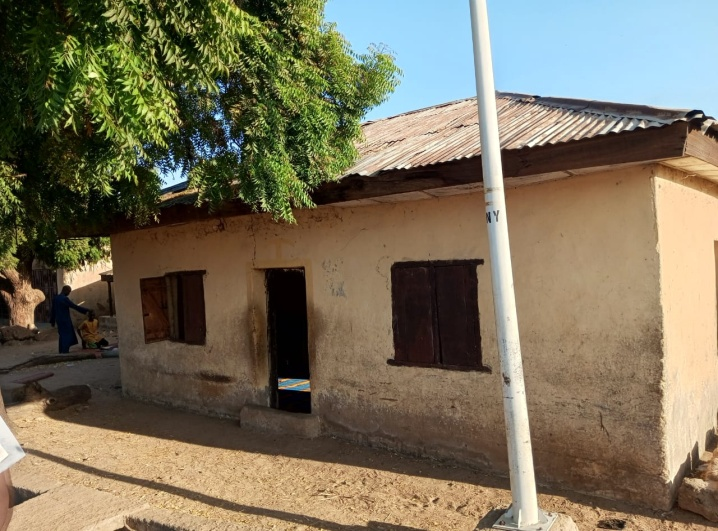 ナイジェリアで第 8 回ワカフ マスジドの改修工事