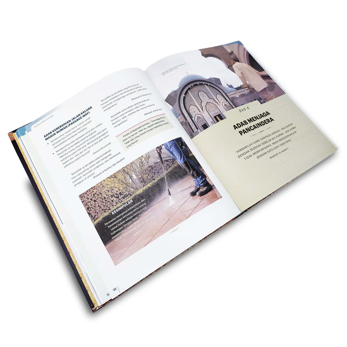 Ensikpedia Adab (マレー語)