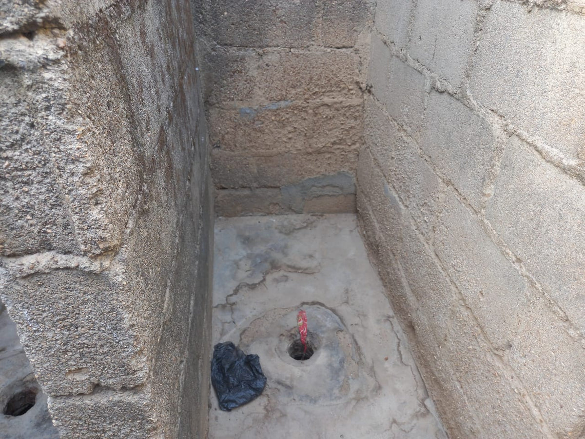 ナイジェリアで第 4 回ワカフ神学校の改修工事