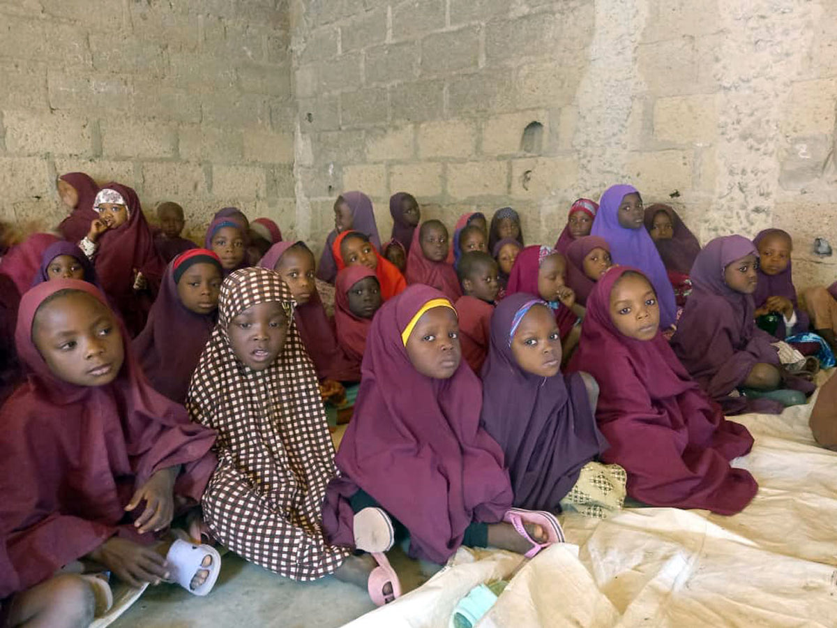 ナイジェリアで第 4 回ワカフ神学校の改修工事