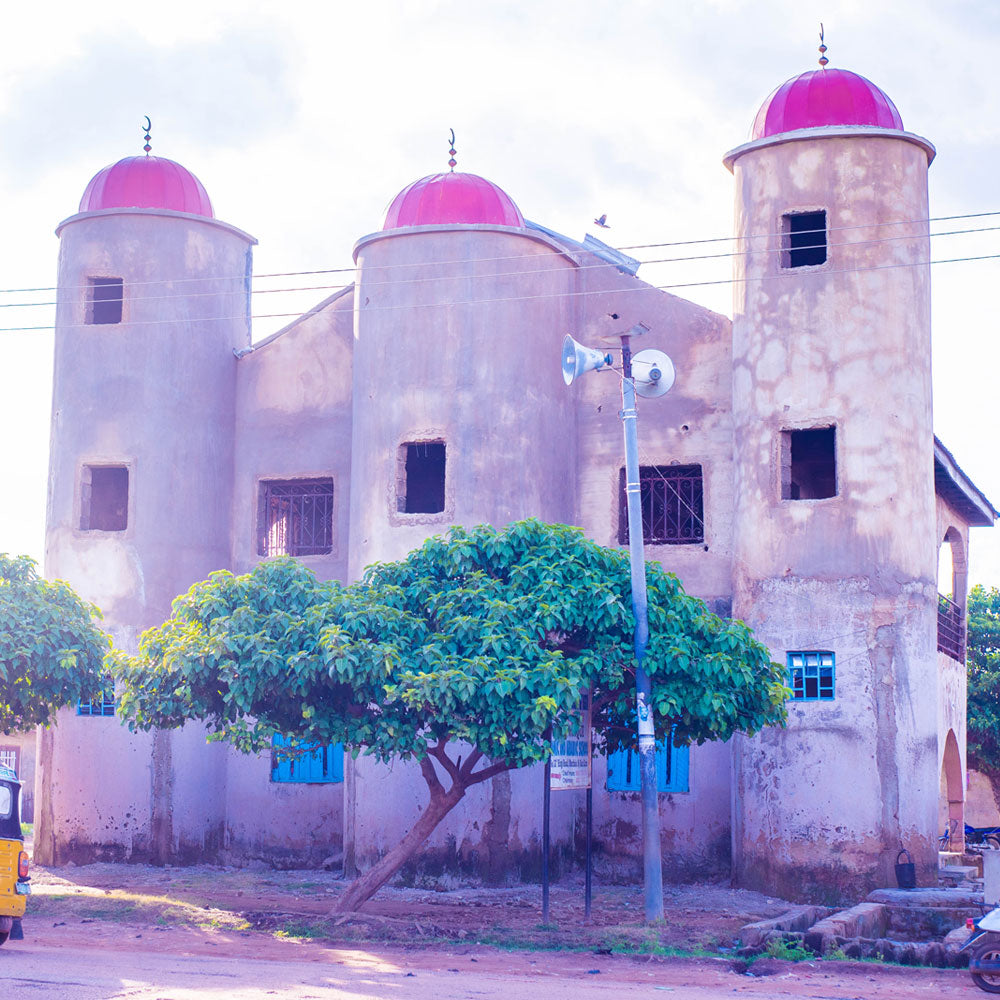 ナイジェリア初のワカフ・マスジドの改修